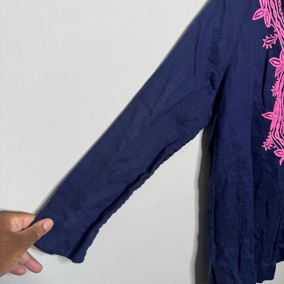 Lilly Pulitzer Blue Linen Top M Pink Embroidered Boho Resort Style Summer - Picture 9 of 10